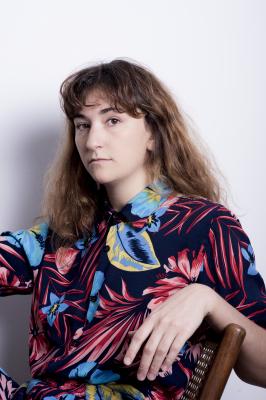 Entrevista: Violeta Castillo /  El pop es, o se hace
